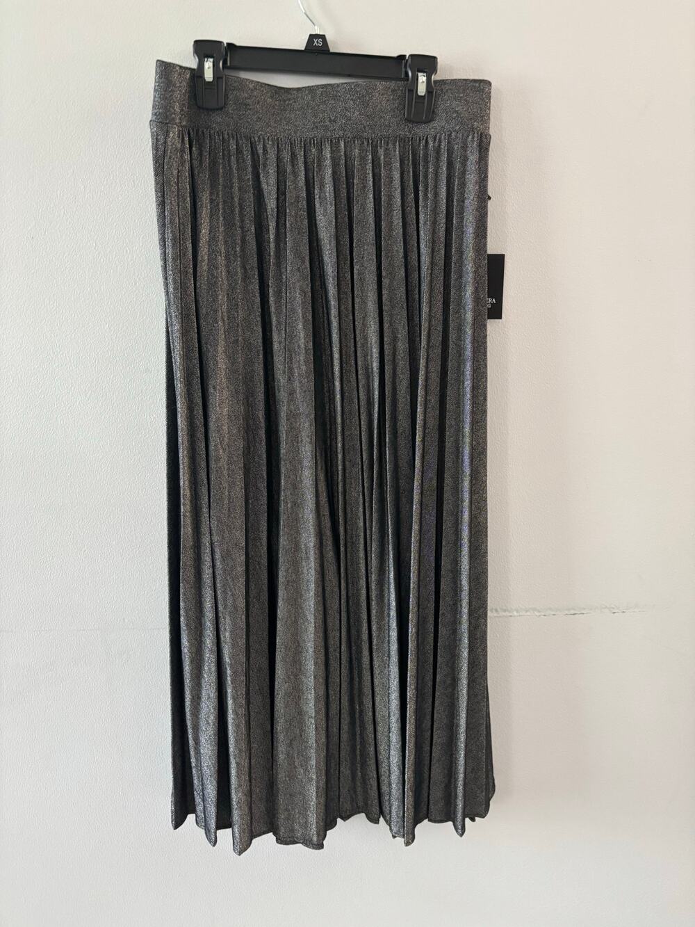 Simply Vera Wang Womens Pleated Midi Skirt Size Medium Metallic Gray NWT Party